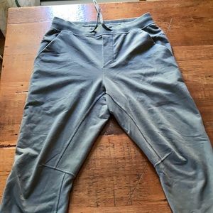Lulu lemon city sweat jogger size medium